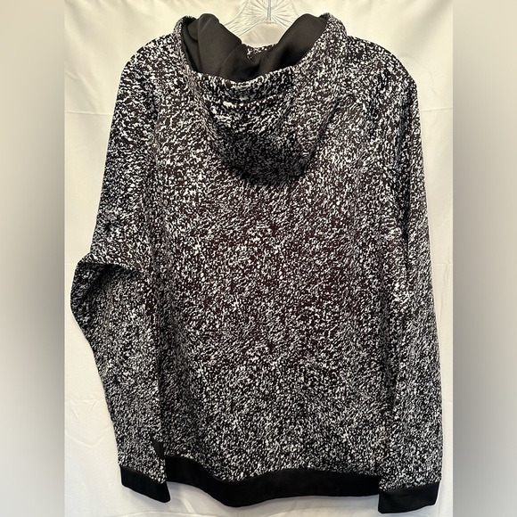 Nike Dri Fit Men’s XL Black White Noise Hooded Swoosh Sweatshirt  800499-043 - Picture 6 of 9